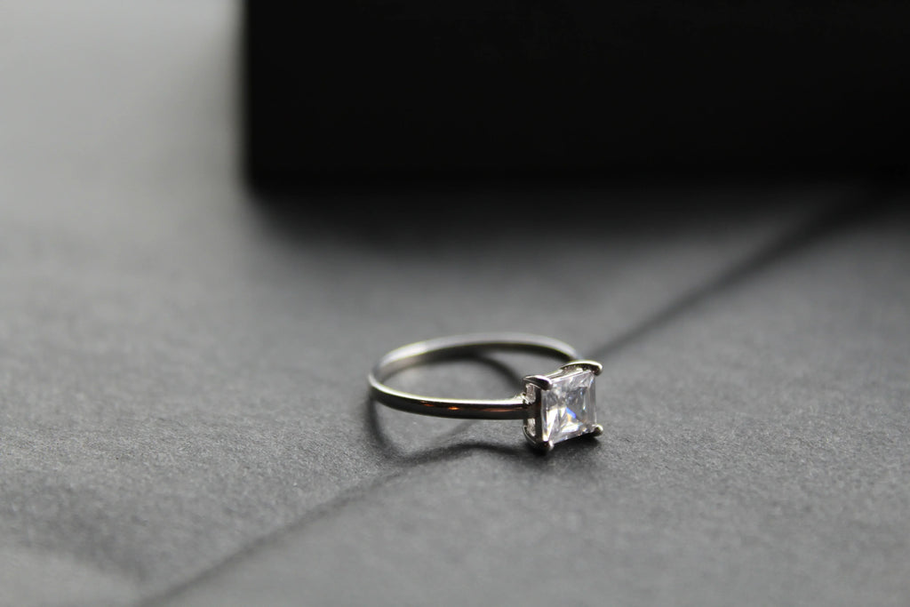 9ct White Gold Princess Cut CZ Ring - Swax Jewellery Barmouth