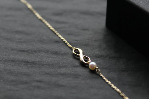 9ct Yellow Gold Infinity Bracelet with Fresh Water Pearl - Swax Jewellery Barmouth