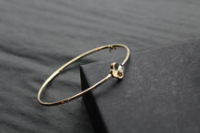 Load image into Gallery viewer, 9ct Yellow Gold Clover Petal Bangle

