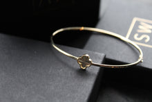 Load image into Gallery viewer, 9ct Yellow Gold Clover Petal Bangle
