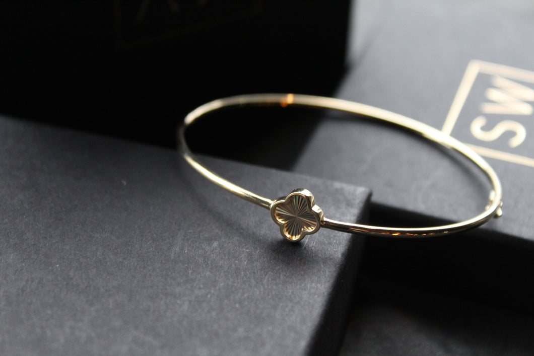 9ct Yellow Gold Clover Petal Bangle