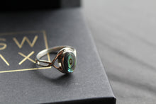 Load image into Gallery viewer, Abalone Oval Cab Ring
