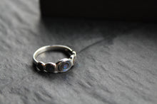 Load image into Gallery viewer, Abalone Ovals Ring
