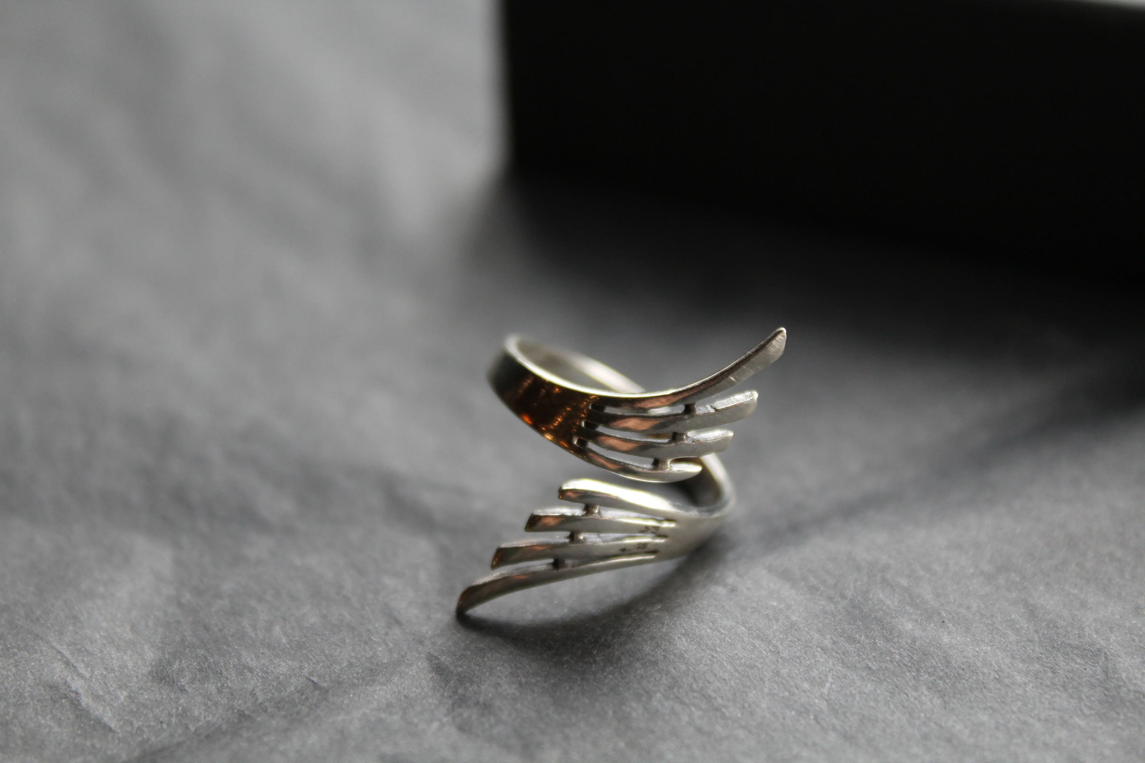 Abstract Feather Ring - Swax Jewellery Barmouth