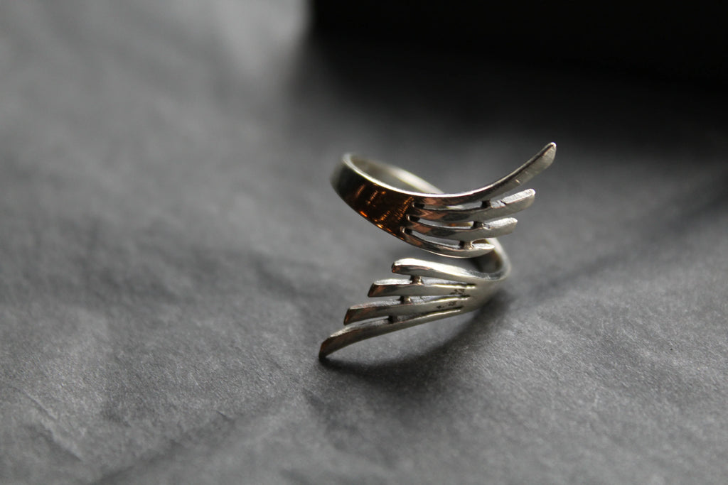 Abstract Feather Ring - Swax Jewellery Barmouth