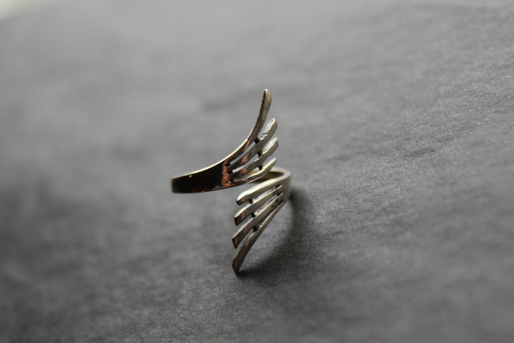 Abstract Feather Ring - Swax Jewellery Barmouth