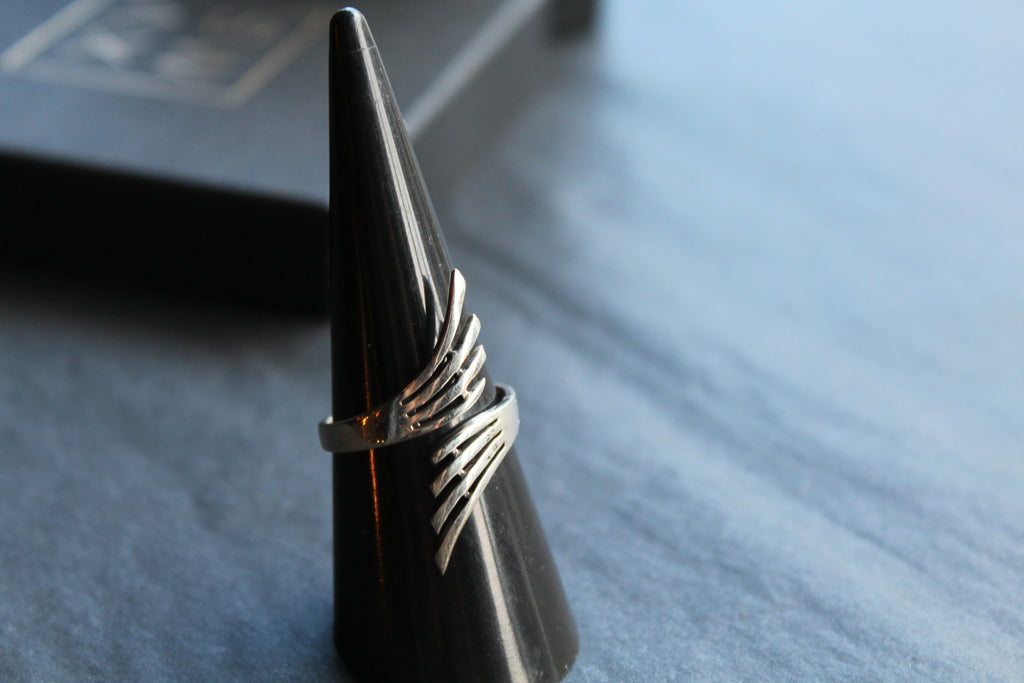 Abstract Feather Ring - Swax Jewellery Barmouth