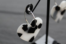 Load image into Gallery viewer, Acrylic Heart Hoops Black and White
