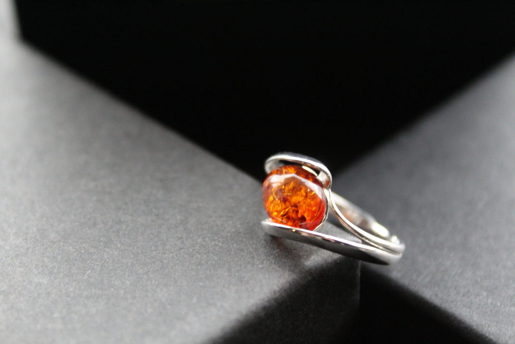 Amber Oval Ring - Swax Jewellery Barmouth