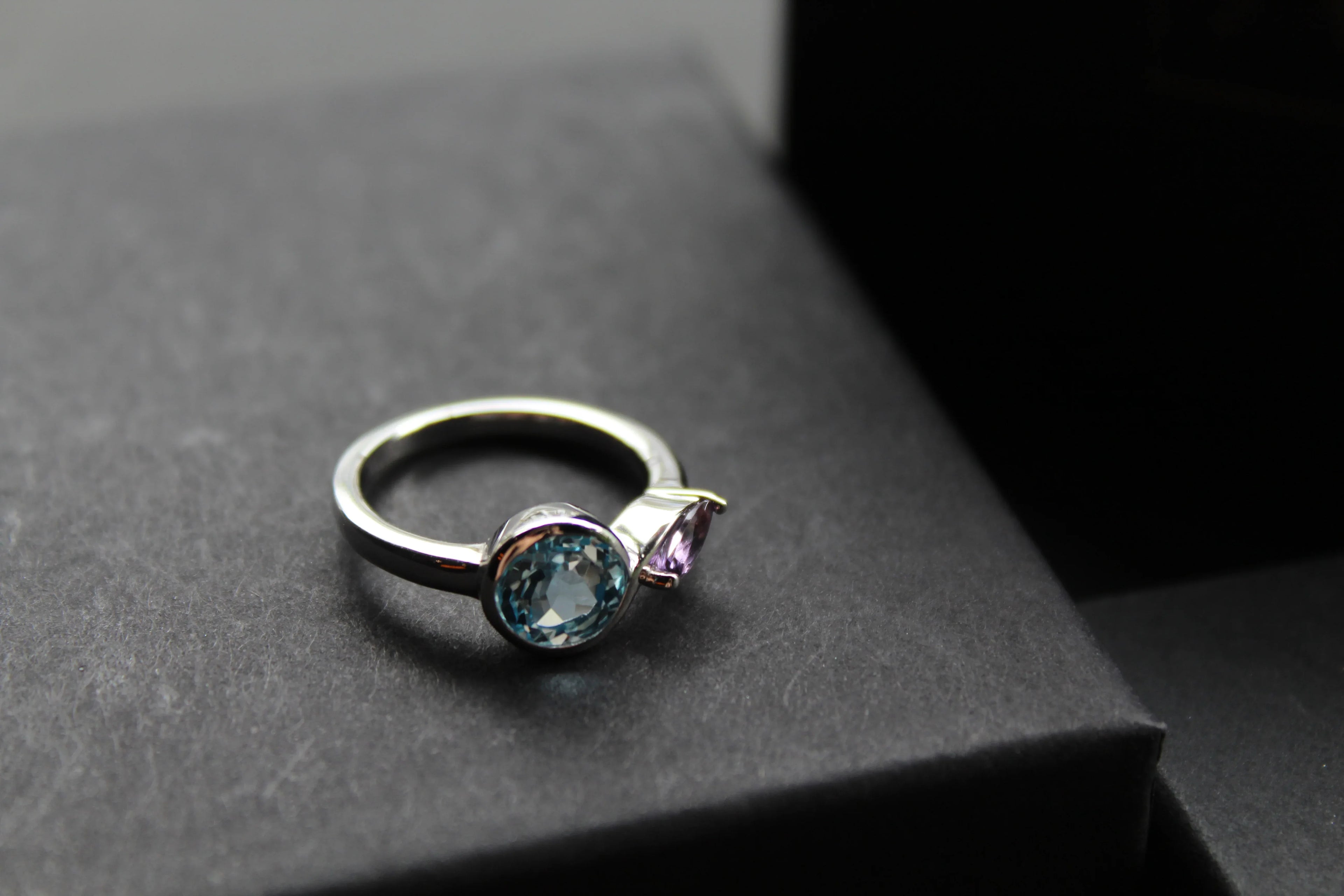 Amethyst & Blue Topaz Rhodium Plated Ring - Swax Jewellery Barmouth
