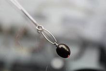 Load image into Gallery viewer, Black Pearl Drop Necklace
