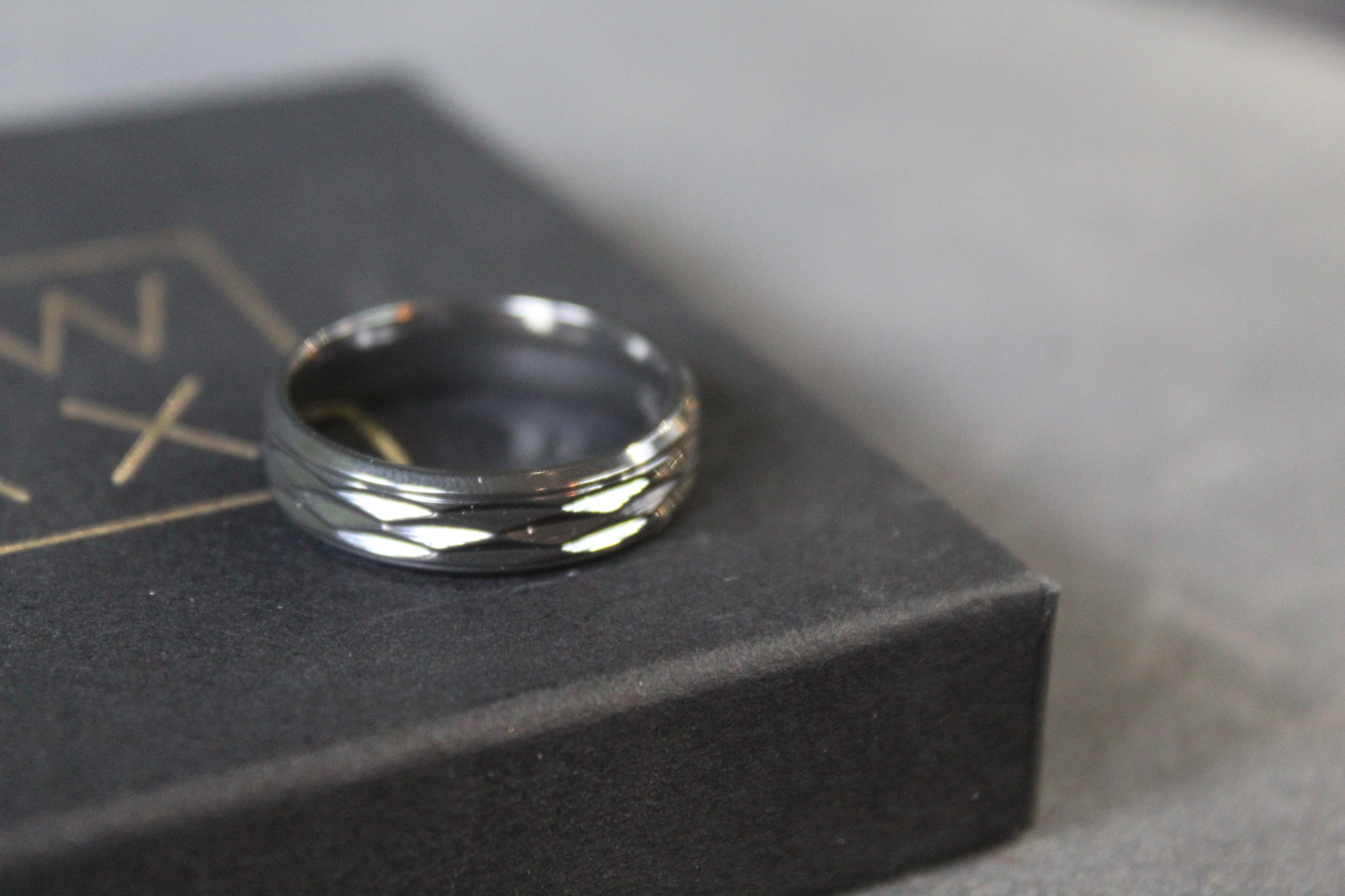 Black Zirconium Ruched Ring