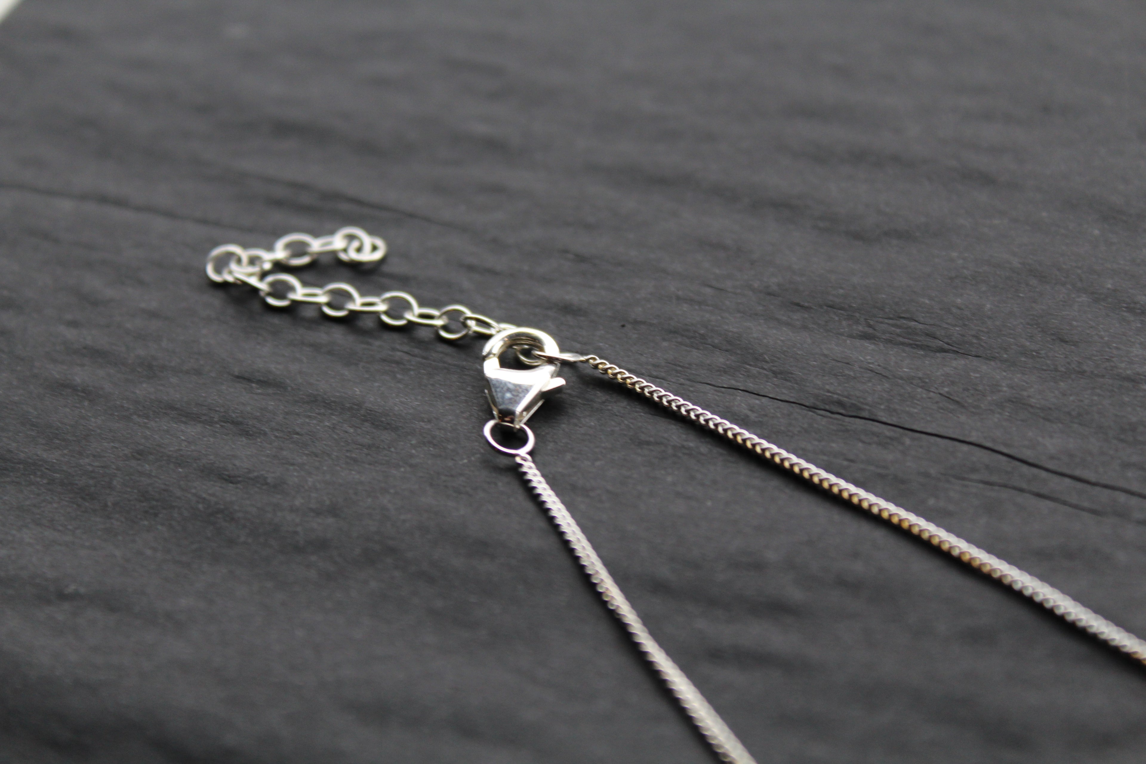 Button Pearl Twist Necklace