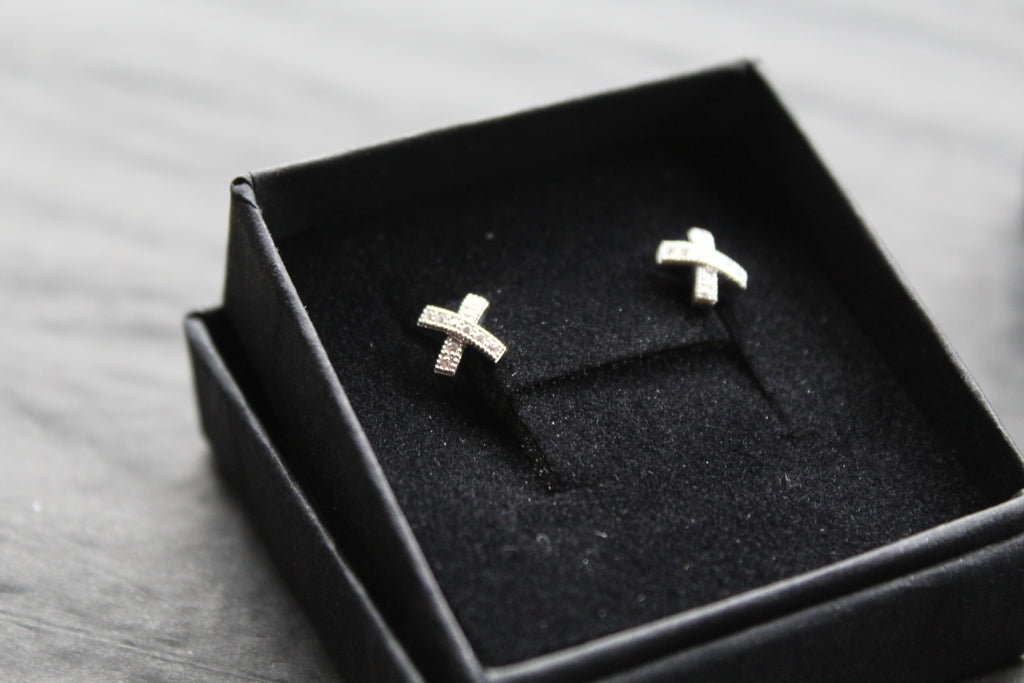 CZ Kiss Earrings