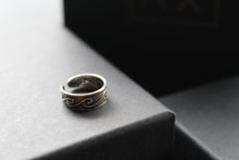 Load image into Gallery viewer, Celtic Toe Ring
