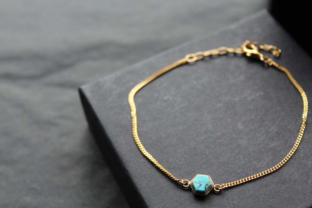 Chain Bracelet with Central Hexagon Turquoise