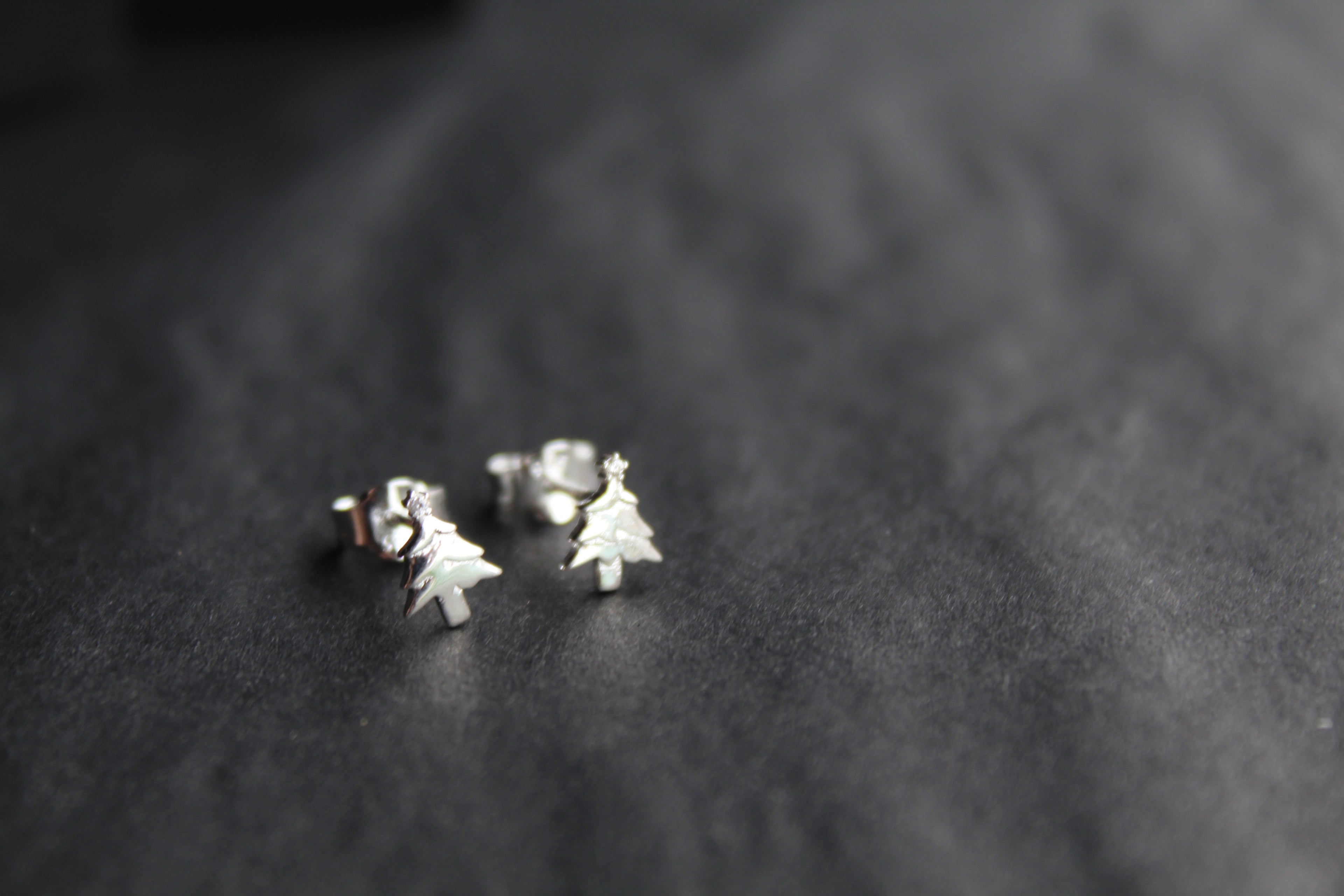 Christmas Tree Studs