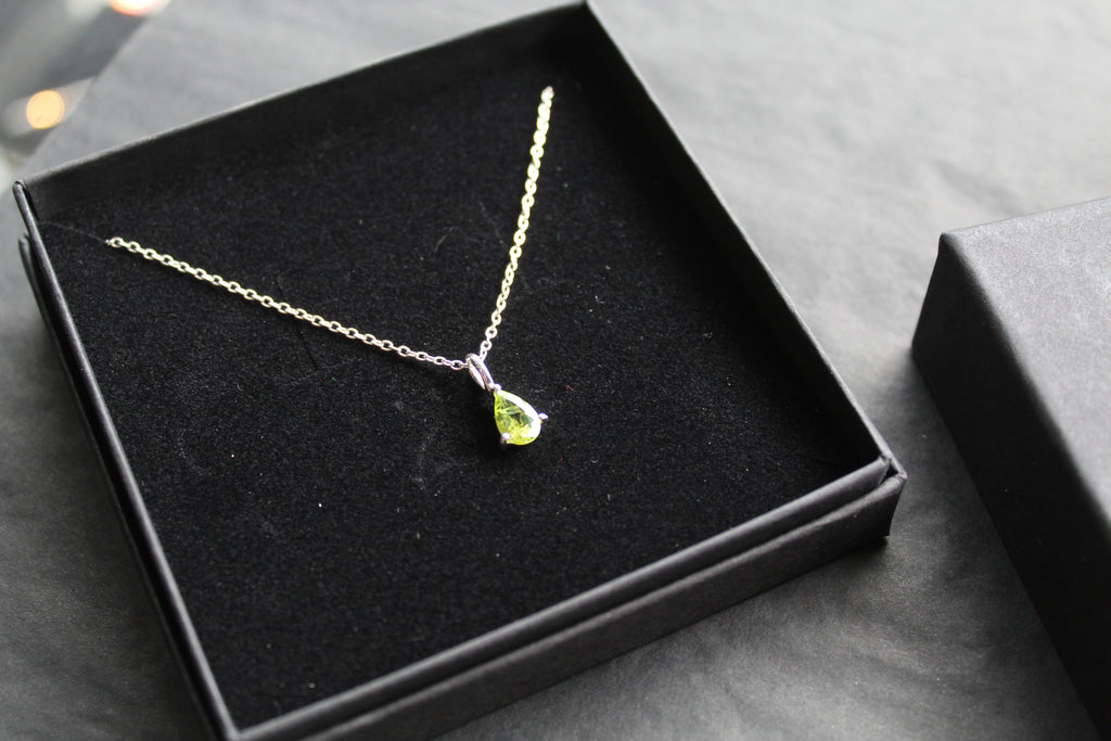 Claw-Set Small Teardrop Peridot Facet Necklace