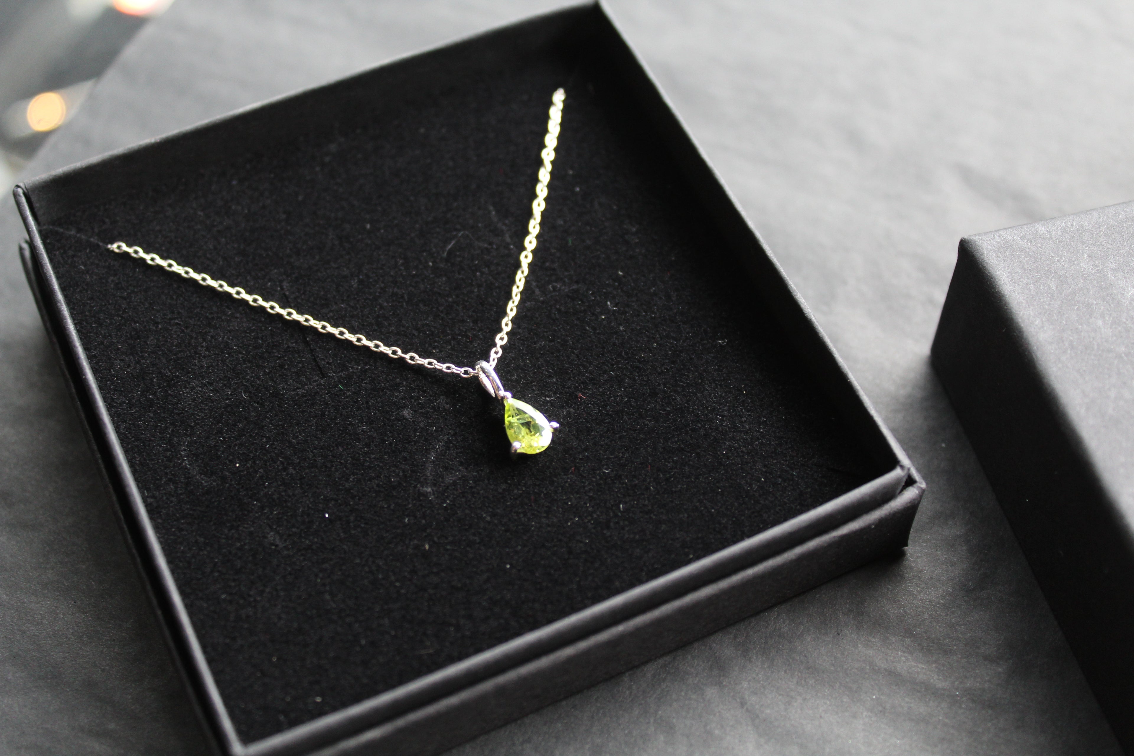 Claw-Set Small Teardrop Peridot Facet Necklace