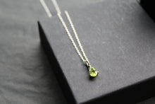 Load image into Gallery viewer, Claw-Set Small Teardrop Peridot Facet Necklace
