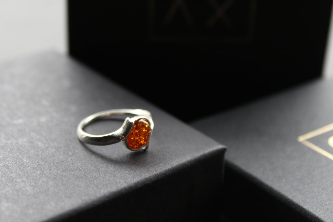 Cognac Amber Cross Over Ring