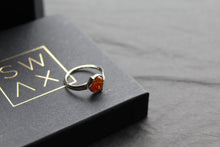 Load image into Gallery viewer, Cognac Amber Cross Over Ring
