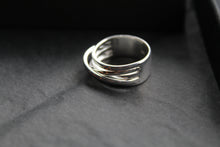Load image into Gallery viewer, Cross Over Silver Ring
