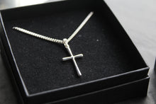 Load image into Gallery viewer, Cross with Cubic Zirconia Bale
