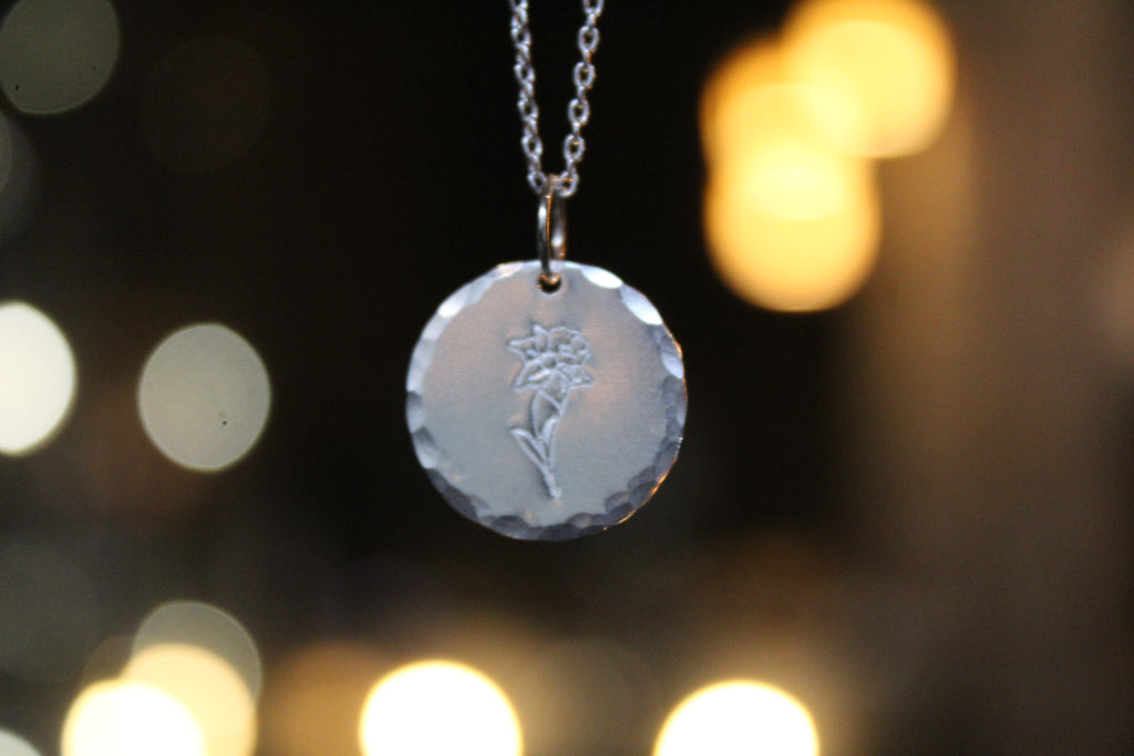 Daffodil Birth Flower Necklace