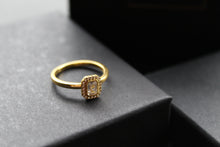 Load image into Gallery viewer, Dainty Deco Style Ring

