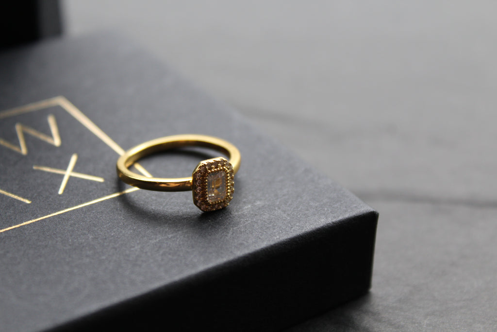 Dainty Deco Style Ring