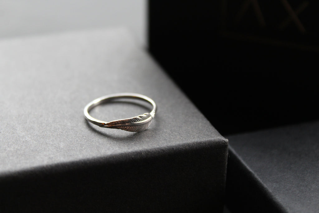 Dainty Feather Ring