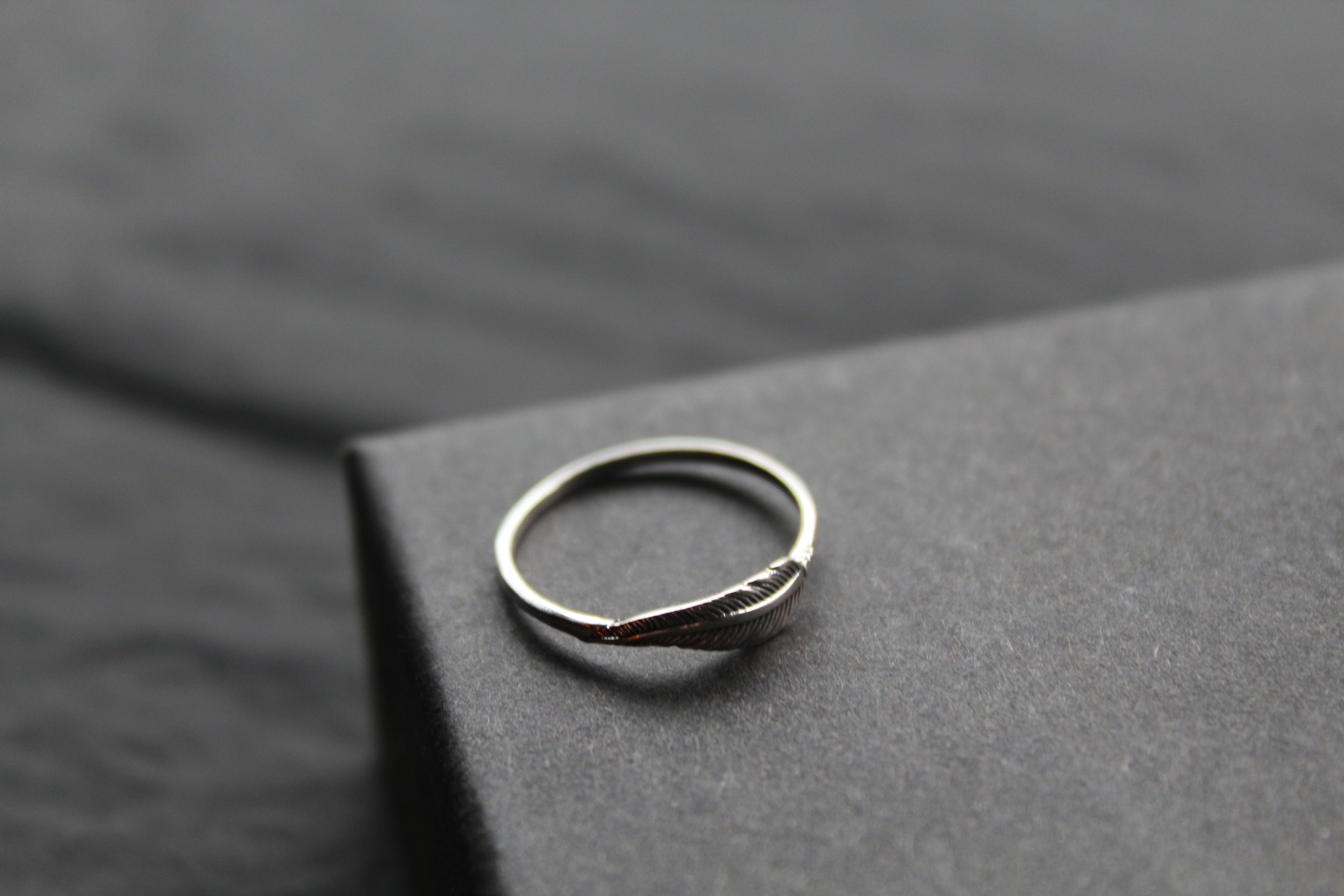 Dainty Feather Ring