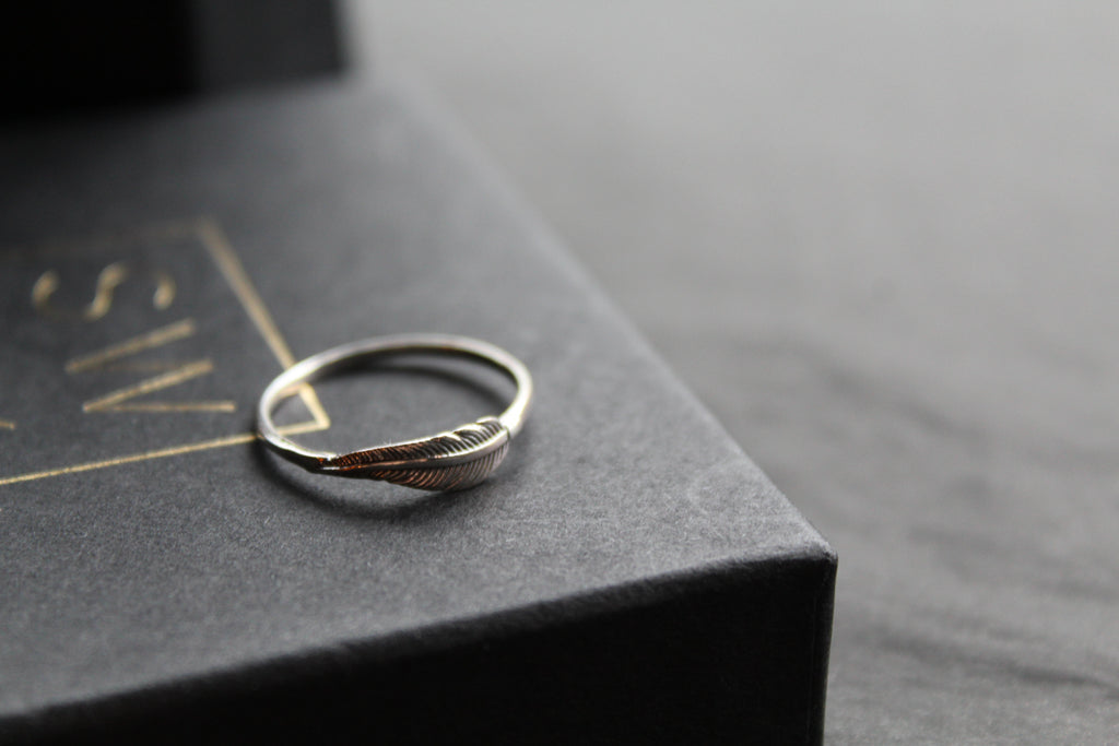 Dainty Feather Ring