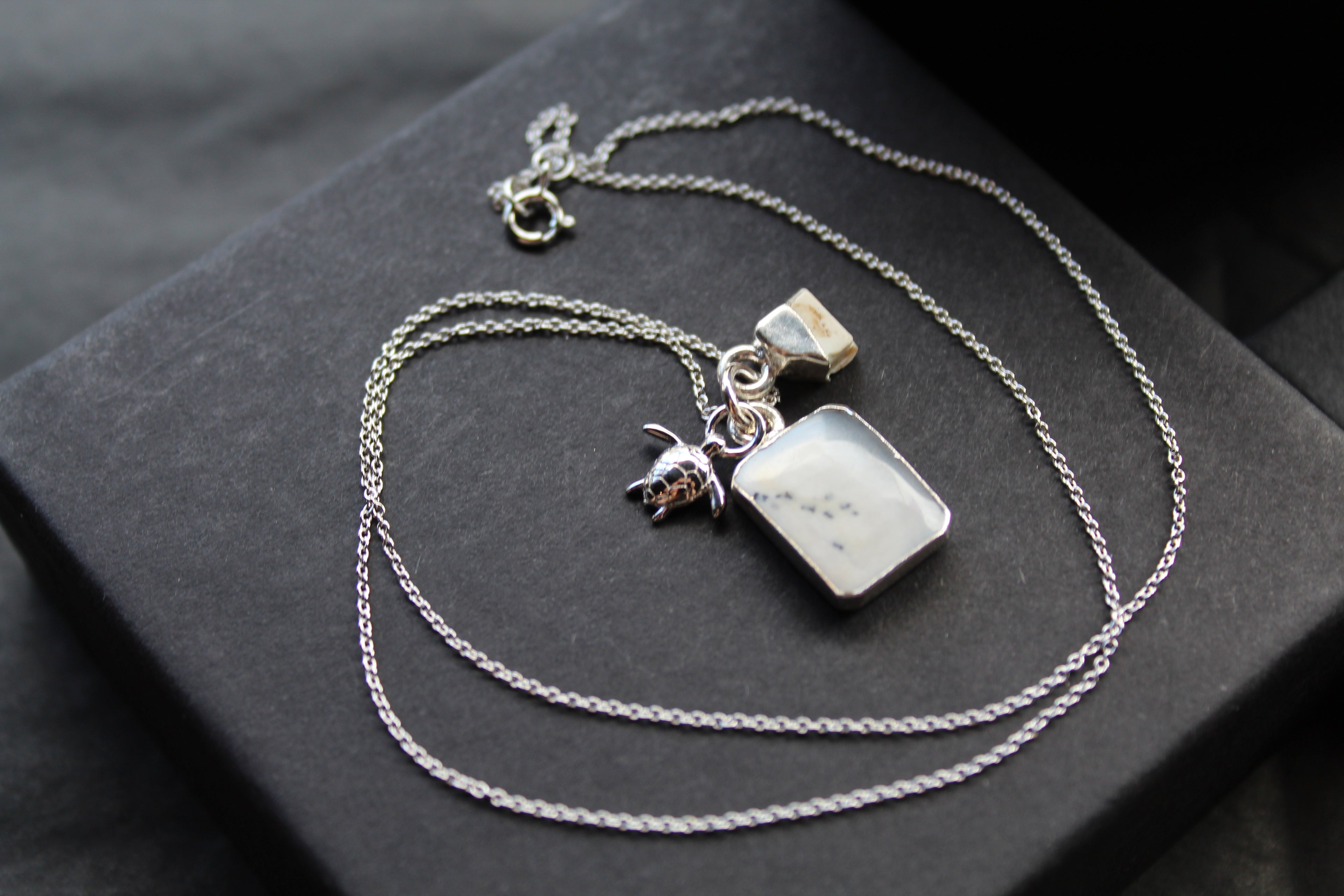 Dendritic Agate, White Howlite & Charm Necklace