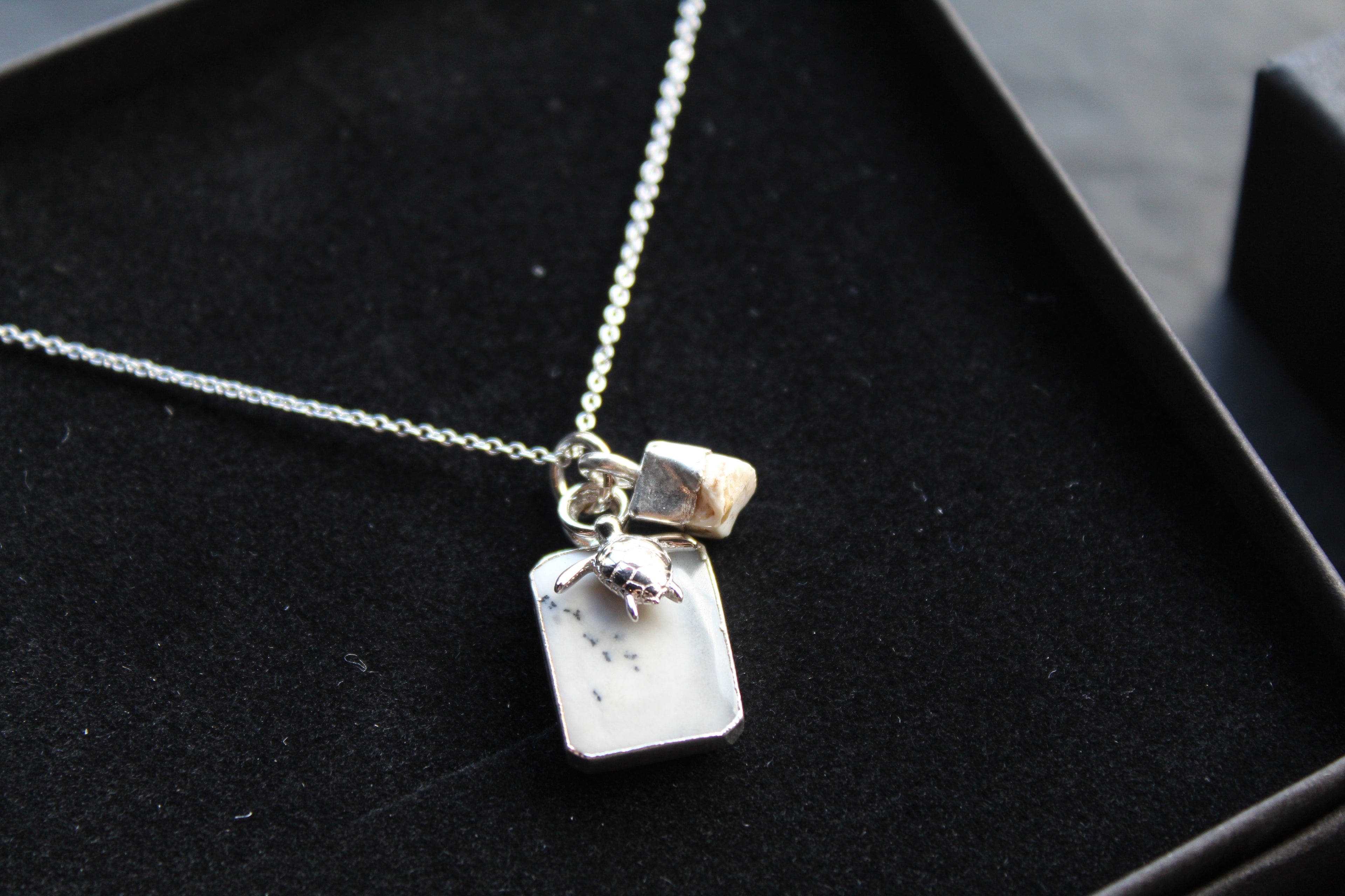 Dendritic Agate, White Howlite & Charm Necklace