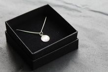 Load image into Gallery viewer, Diamond Cut Silver Disc Necklace
