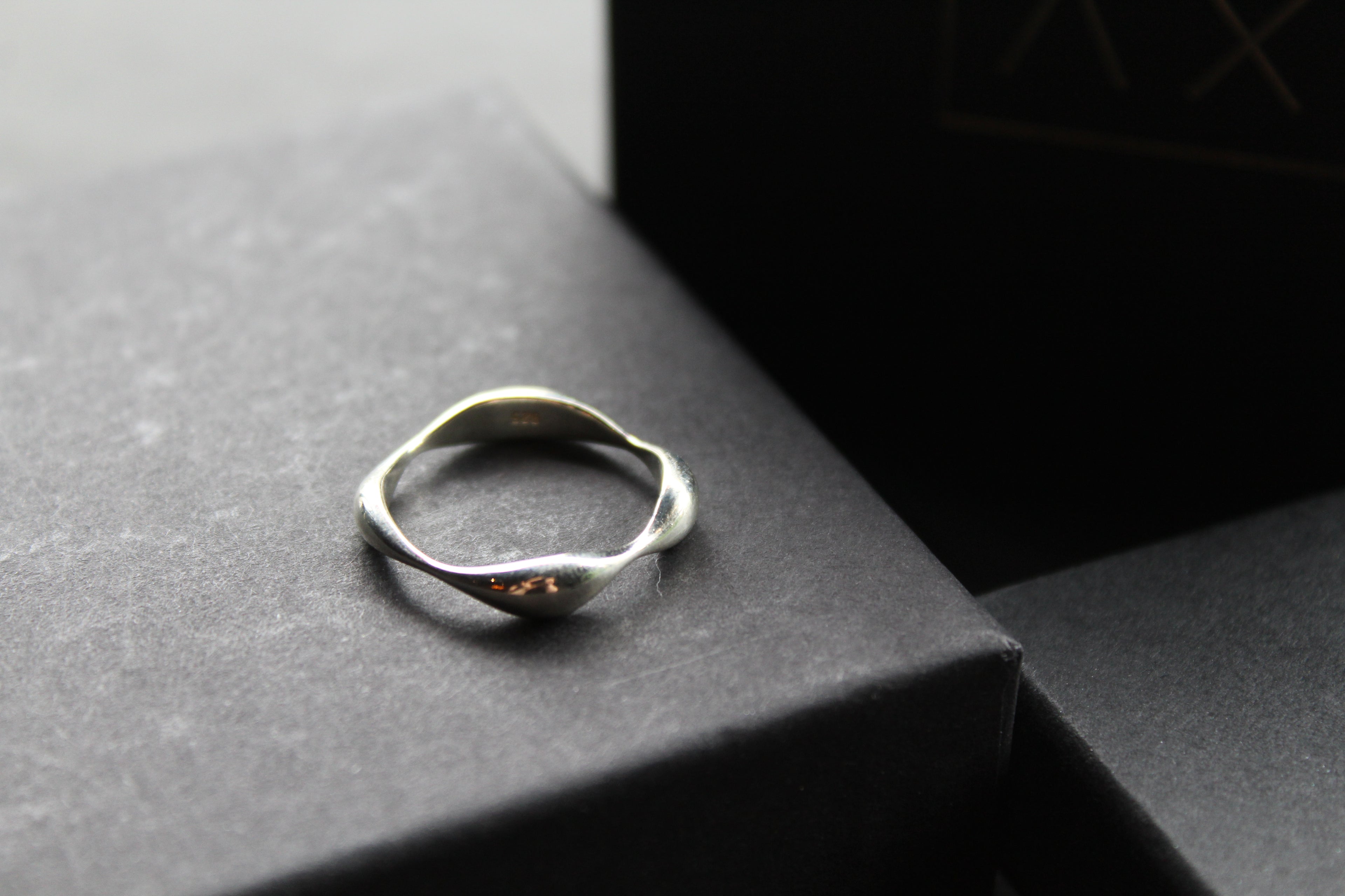 Fluid Wavy Silver Ring