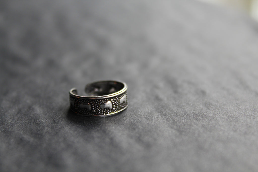 Foot Steps Toe Ring