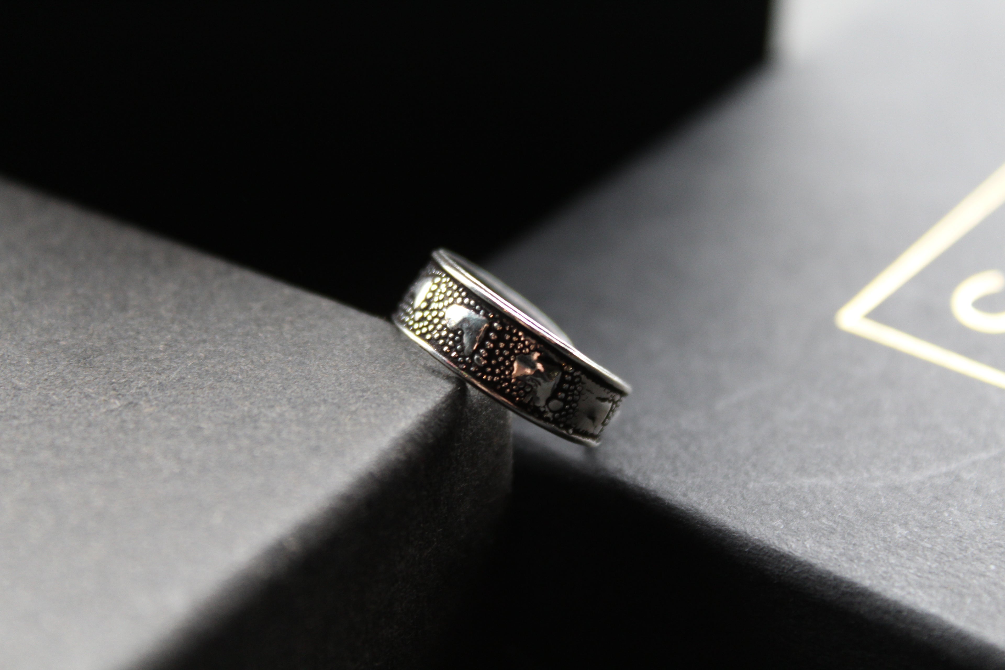 Foot Steps Toe Ring