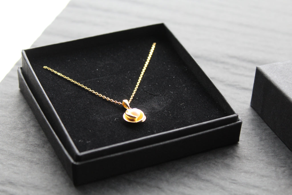 Fresh Water Pearl & Wave Gold Vermeil Necklace