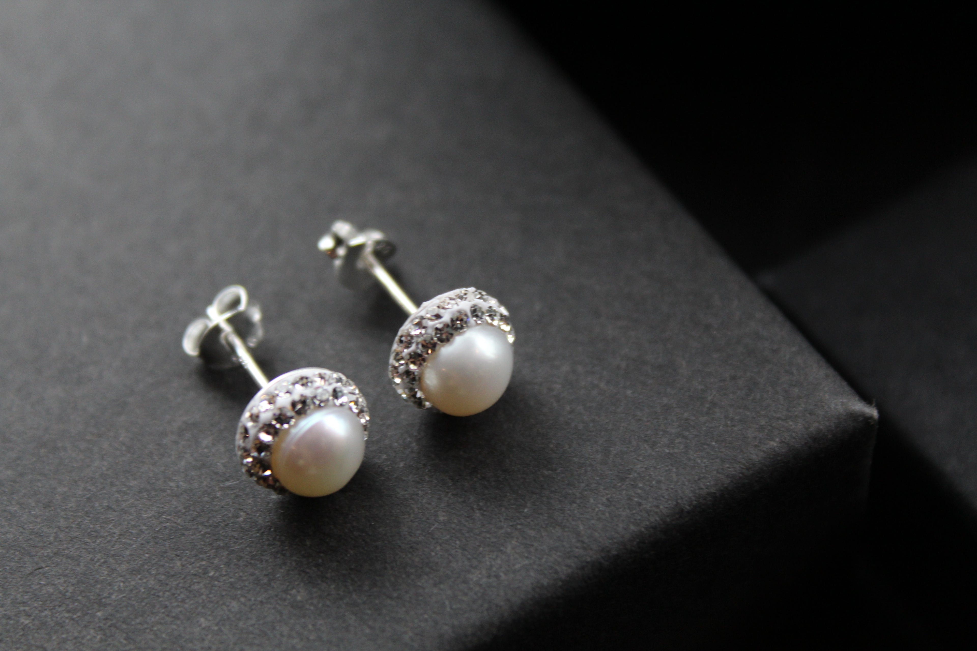 Freshwater Pearl & CZ Crystal Studs