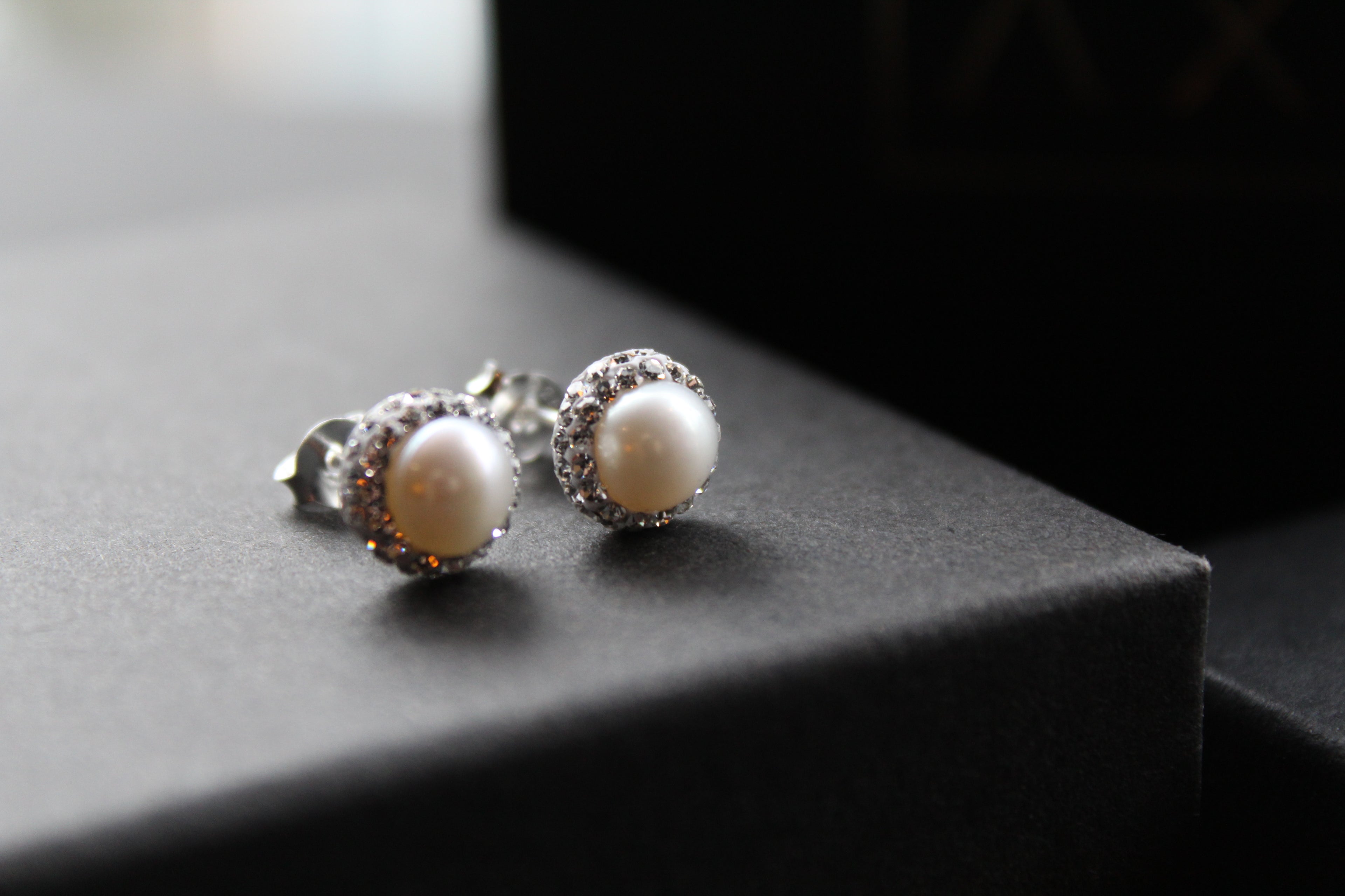 Freshwater Pearl & CZ Crystal Studs