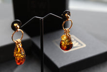 Load image into Gallery viewer, Gold Vermeil Ombre Amber Drop Earrings
