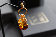 Load image into Gallery viewer, Gold Vermeil Ombre Amber Drop Earrings
