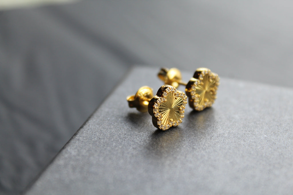 Gold Vermeil Vintage Flower Earrings