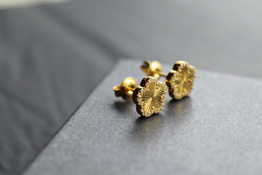 Gold Vermeil Vintage Flower Earrings