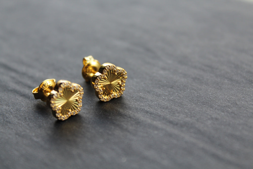 Gold Vermeil Vintage Flower Earrings