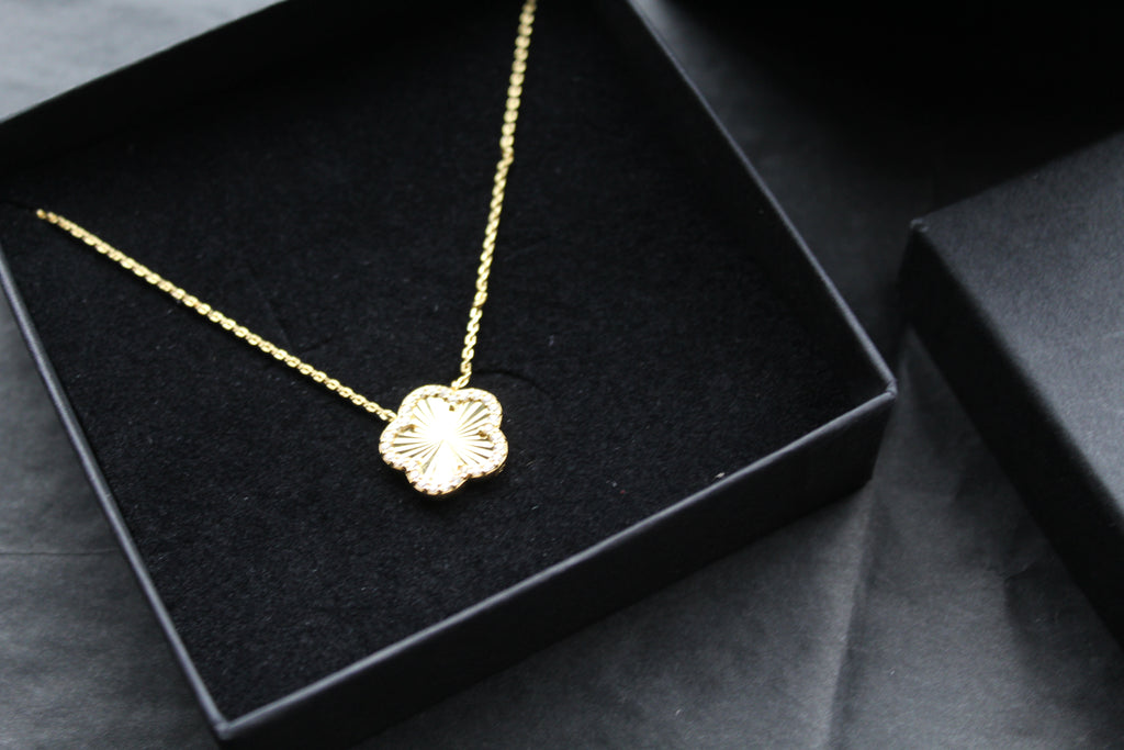Gold Vermeil Vintage Flower Necklace