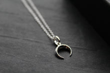 Load image into Gallery viewer, Half Moon/Horn Silver Necklace
